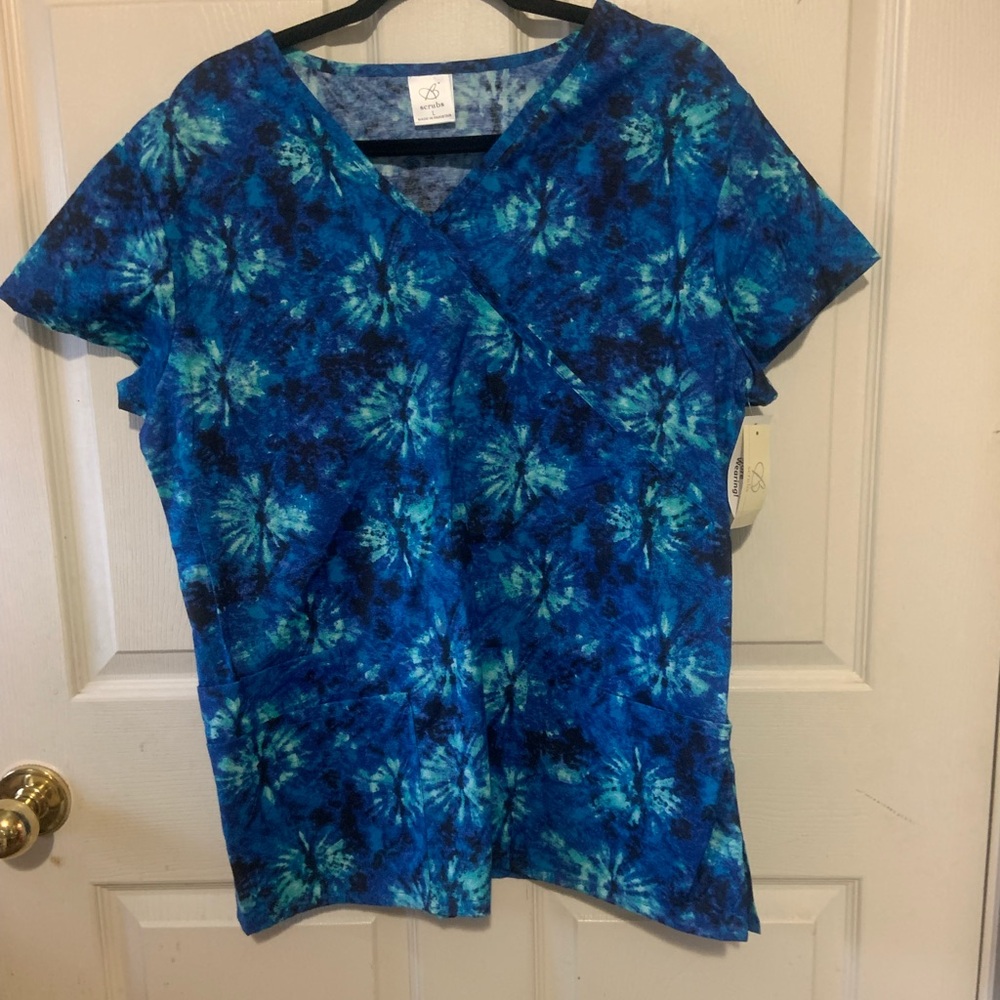 Smart Scrubs Blue and Black Tie-Dye Short Sleeve Top